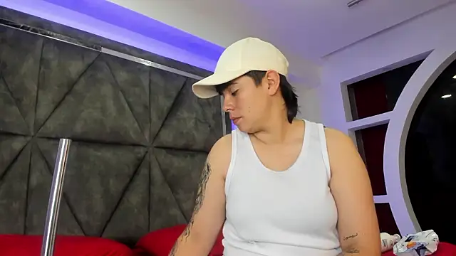 AbbySmiitth  online show from February 2026 01:46:02 PM