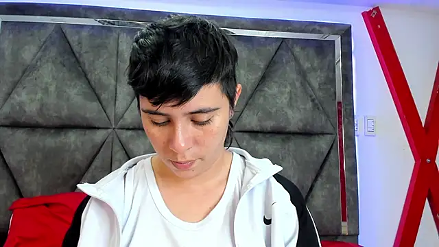 AbbySmiitth  online show from April 2026 11:34:02 PM