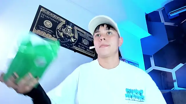 AbbySmiitth  online show from November 2025 08:47:01 PM