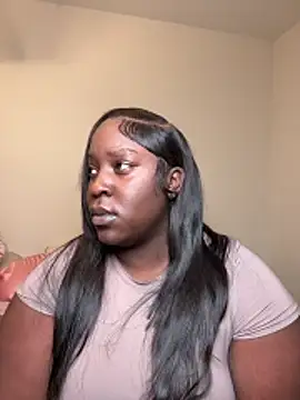 Snapshot of Insultedbalceni chatting on February 2026 03:02:01 AM Insultedbalceni online show from February 2026 03:02:01 AM