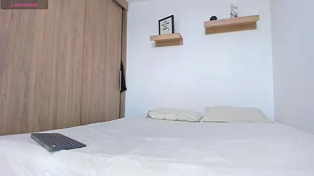Snapshot of serge_7 chatting on May 2026 08:12:02 PM serge 7 online show from May 2026 08:12:02 PM