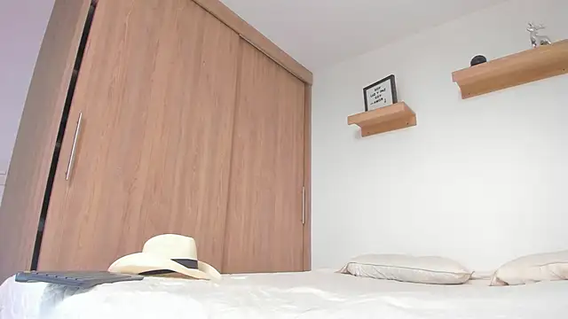 serge 7 online show from February 2026 01:13:01 PM