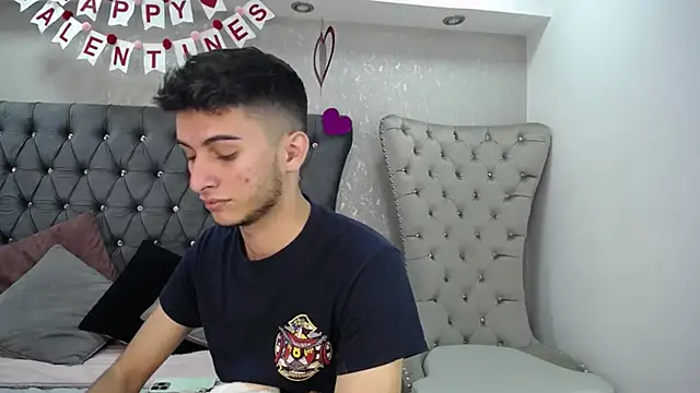 Snapshot of MrWilliseo chatting on February 2025 08:13:02 PM MrWilliseo online show from February 2025 08:13:02 PM