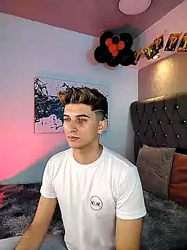 Snapshot of MrWilliseo chatting on October 2025 08:19:01 PM MrWilliseo online show from October 2025 08:19:01 PM