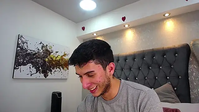 Snapshot of MrWilliseo chatting on March 2025 10:40:02 PM MrWilliseo online show from March 2025 10:40:02 PM