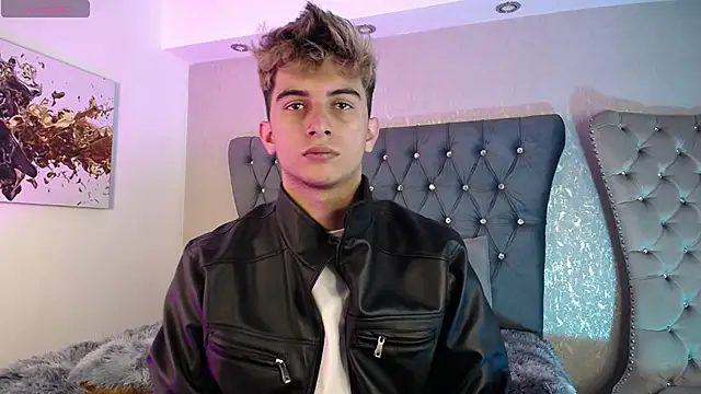 Snapshot of MrWilliseo chatting on September 2025 07:58:02 PM MrWilliseo online show from September 2025 07:58:02 PM