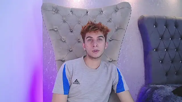 MrWilliseo online show from November 2025 08:24:01 PM