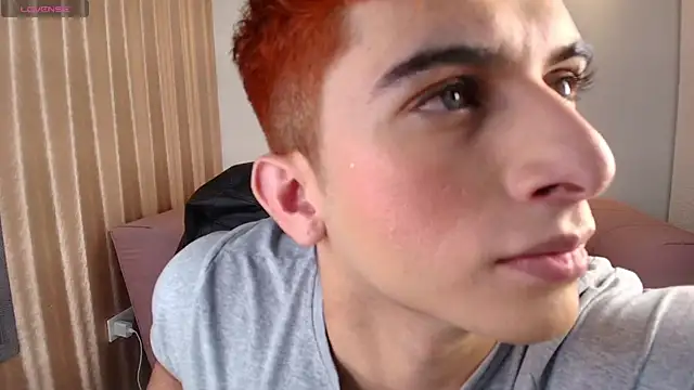 MrWilliseo online show from November 2025 03:33:02 AM