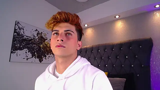 MrWilliseo online show from December 2025 07:59:01 PM