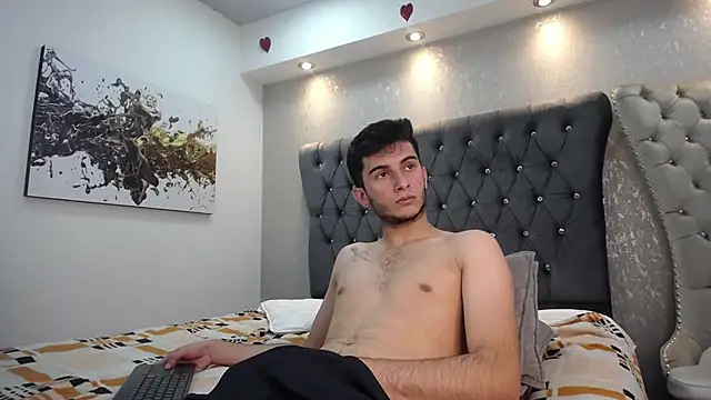 Snapshot of MrWilliseo chatting on March 2025 10:49:01 PM MrWilliseo online show from March 2025 10:49:01 PM