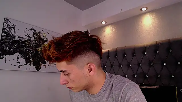 MrWilliseo online show from November 2025 08:20:01 PM