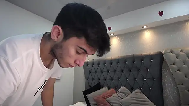 Snapshot of MrWilliseo chatting on March 2025 07:48:02 PM MrWilliseo online show from March 2025 07:48:02 PM