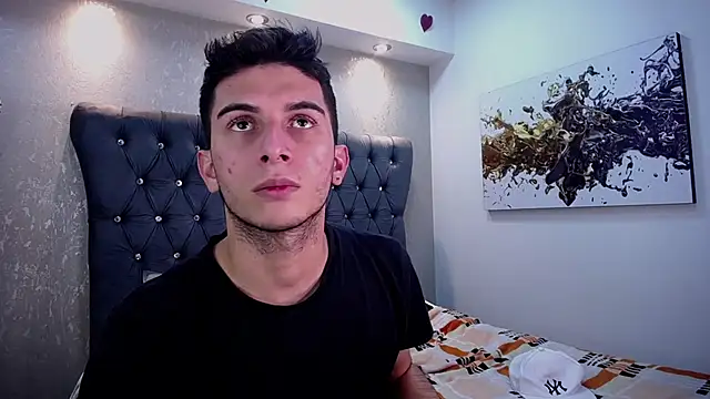 Snapshot of MrWilliseo chatting on March 2025 10:43:02 PM MrWilliseo online show from March 2025 10:43:02 PM