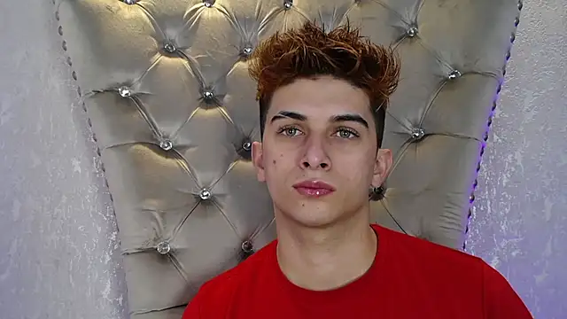 MrWilliseo online show from November 2025 07:25:02 PM