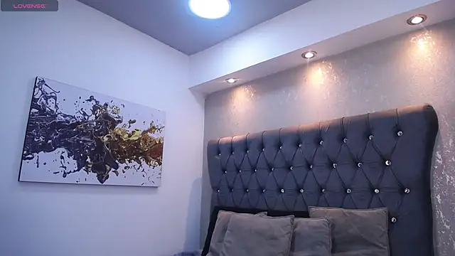 MrWilliseo online show from December 2025 08:13:01 PM