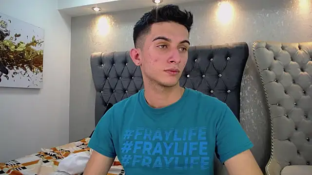 Snapshot of MrWilliseo chatting on February 2025 10:53:01 PM MrWilliseo online show from February 2025 10:53:01 PM