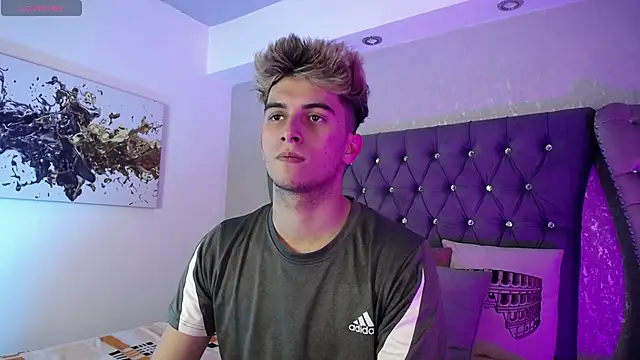 Snapshot of MrWilliseo chatting on September 2025 08:20:02 PM MrWilliseo online show from September 2025 08:20:02 PM