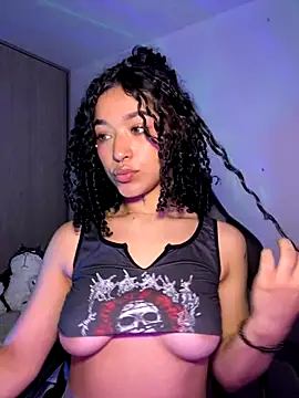 Crystal Dluna online show from September 2025 04:35:02 PM