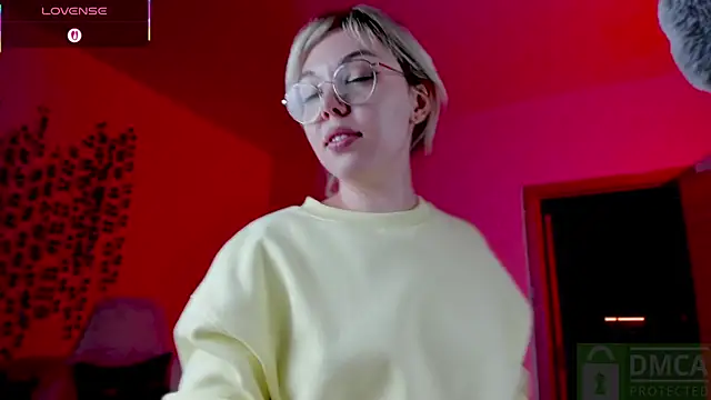 Snapshot of whoa-hoa-hoa-hoa-hoa chatting on October 2025 06:06:02 PM whoa-hoa-hoa-hoa-hoa online show from October 2025 06:06:02 PM