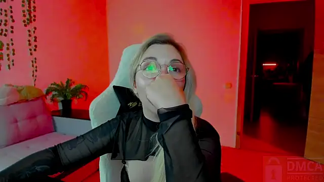 Snapshot of whoa-hoa-hoa-hoa-hoa chatting on December 2025 07:26:02 PM whoa-hoa-hoa-hoa-hoa online show from December 2025 07:26:02 PM