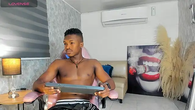 Snapshot of KENDER21_ chatting on November 2025 08:56:02 PM KENDER21 online show from November 2025 08:56:02 PM