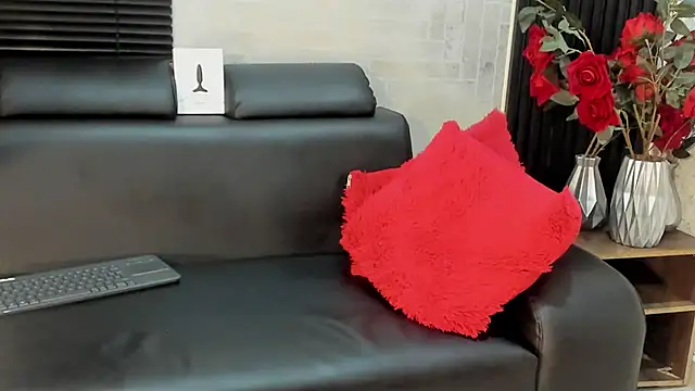 KENDER21  online show from March 2025 06:52:02 AM