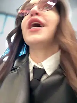 meow girl online show from February 2026 10:13:02 AM