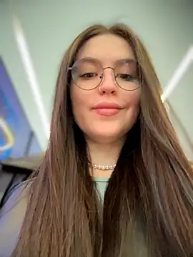 meow girl online show from April 2026 01:36:01 PM