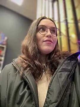 meow girl online show from January 2026 09:13:01 AM