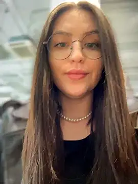 meow girl online show from March 2026 10:42:01 AM