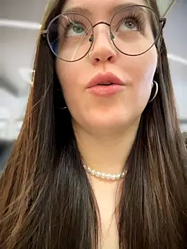 meow girl online show from April 2026 09:54:01 AM