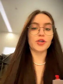 meow girl online show from March 2026 10:50:01 AM