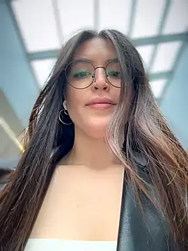 meow girl online show from April 2026 09:55:01 AM