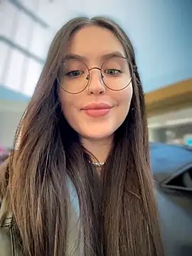 meow girl online show from April 2026 09:16:02 AM