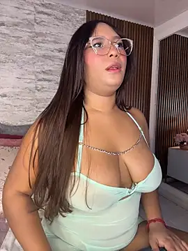 MadisonHunter2024 online show from February 2026 07:46:01 PM