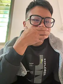 Snapshot of lixiaoshuai8 chatting on January 2026 04:38:02 AM lixiaoshuai8 online show from January 2026 04:38:02 AM