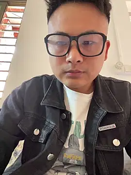 Snapshot of lixiaoshuai8 chatting on February 2026 06:32:02 AM lixiaoshuai8 online show from February 2026 06:32:02 AM