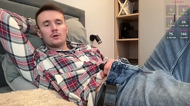 cute mark online show from November 2025 12:17:01 PM