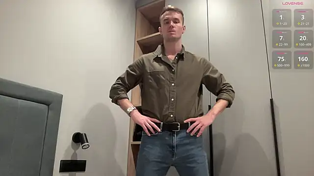 cute mark online show from October 2025 05:23:02 PM