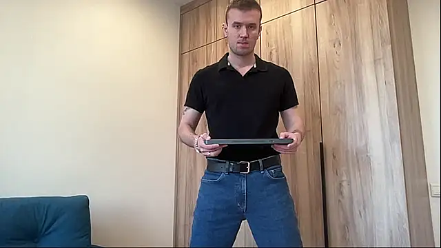 cute mark online show from March 2026 05:25:02 AM