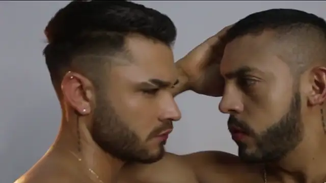 Snapshot of Maximo_Marcelo chatting on October 2025 06:49:02 PM Maximo Marcelo online show from October 2025 06:49:02 PM