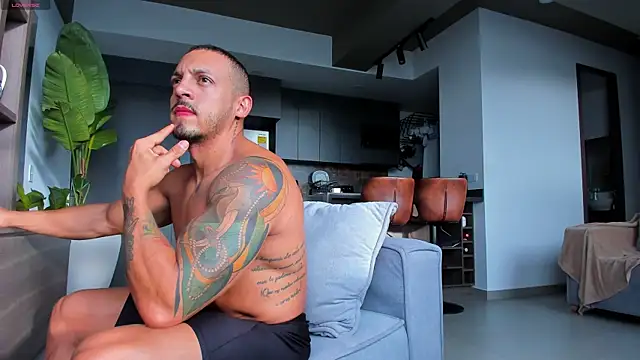 Snapshot of Maximo_Marcelo chatting on December 2025 12:09:02 PM Maximo Marcelo online show from December 2025 12:09:02 PM