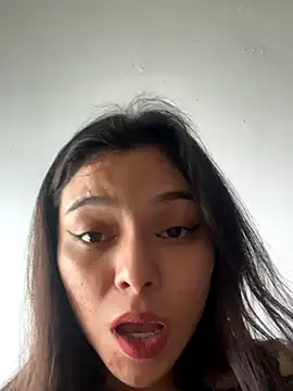adry moon666 online show from September 2025 06:42:01 PM