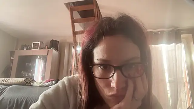 Lily-Diabl3ss online show from March 2026 10:01:02 AM