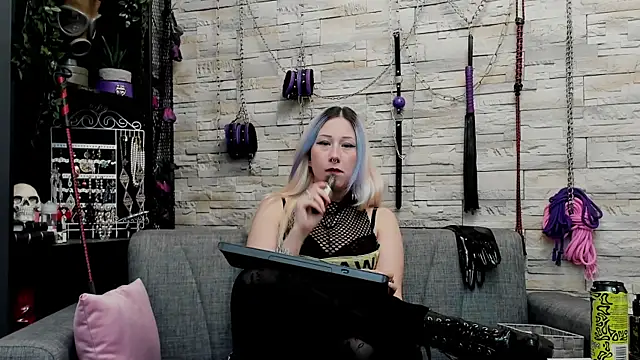 CruelMistress online show from December 2025 12:05:01 AM