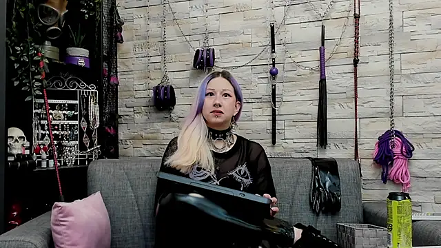 CruelMistress online show from December 2025 12:54:02 AM