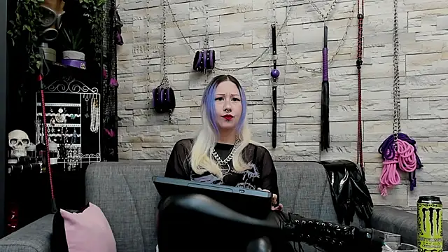 CruelMistress online show from January 2026 01:21:01 AM