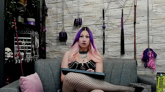 CruelMistress online show from November 2025 12:10:02 AM