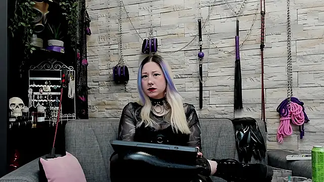 CruelMistress online show from January 2026 01:34:01 AM