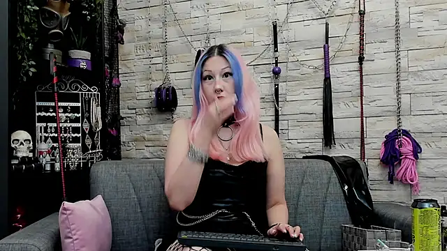 CruelMistress online show from November 2025 03:38:01 PM